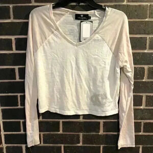 UNC Women’s Cropped Shirt